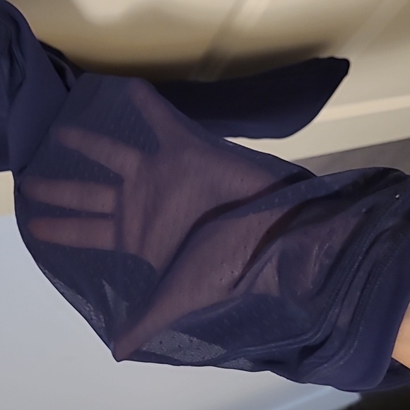 Lululemon revitalize crop pants - Picture 4 of 7